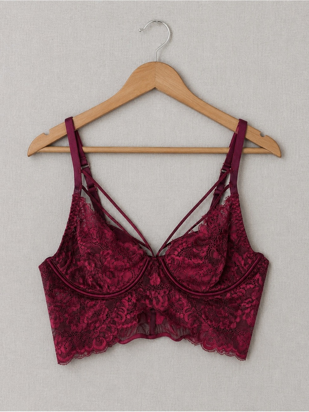 🍒2/25$ La SENZA Burgundy Lace Longline Bra with Strappy Detail